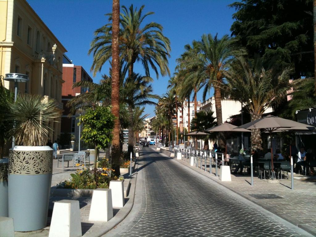 Villa Lou Gecko Hyeres Ruang foto