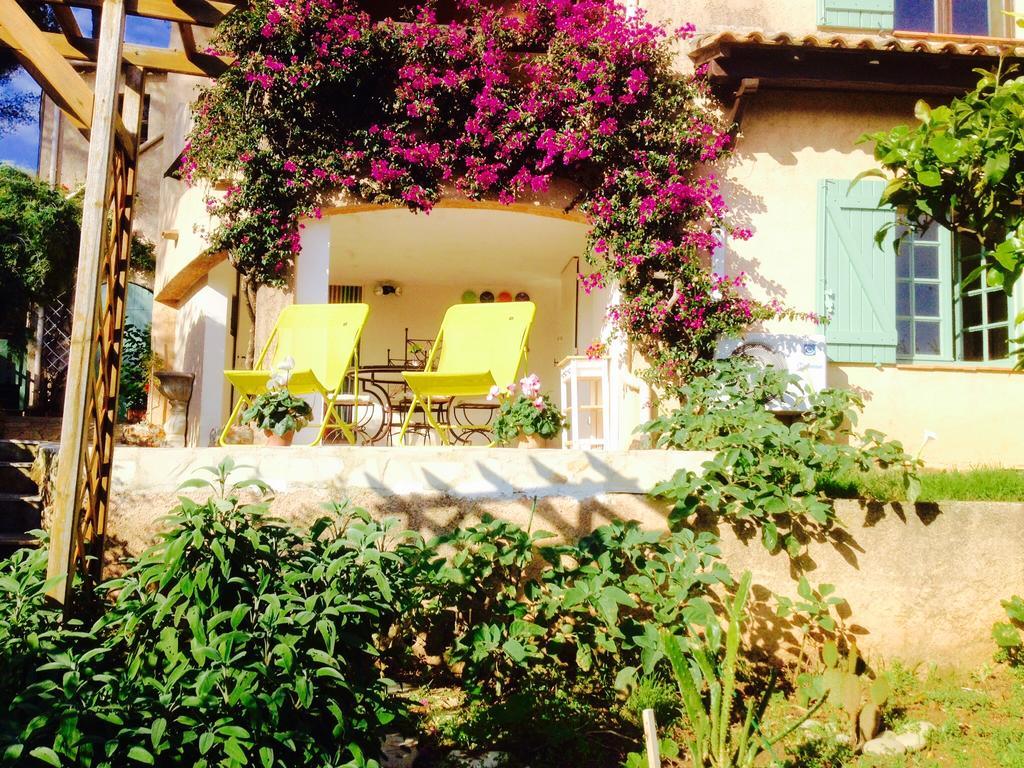 Villa Lou Gecko Hyeres Bagian luar foto
